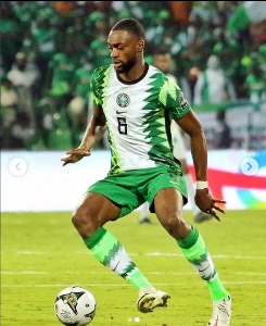 Manchester United legend begins running the rule over Super Eagles defender