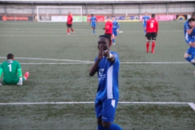 Fulham among EFL clubs keeping tabs on highly-rated Irish-Nigerian midfielder