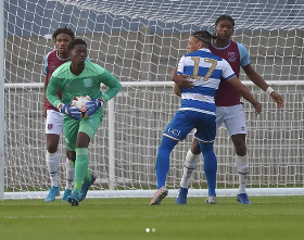 West Ham's Nigeria Youth-Teamer Jinadu Celebrates Clean Sheet In 5-0 Rout Of QPR XI