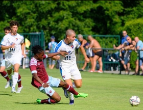 Left-footed West Ham midfielder commits future to Nigeria over England ahead of U17 AFCON