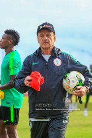 Super Eagles Coach Rohr : Draw Against South Africa Is Just Like A Victory 