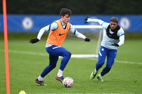 Pictured : Teenage Nigeria-Eligible Midfielder Trains With Chelsea First Team Pre-Morecambe