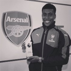 Unlucky Alex Iwobi Scores Own Goal As Arsenal Are Held By PSG