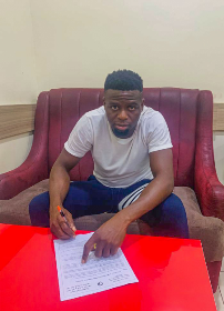 Photo Confirmation: Tunde Adeniji Completes Transfer To Saudi Club Al-Feiha