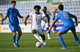 Official : Chelsea sign another highly-rated 2003-born player 