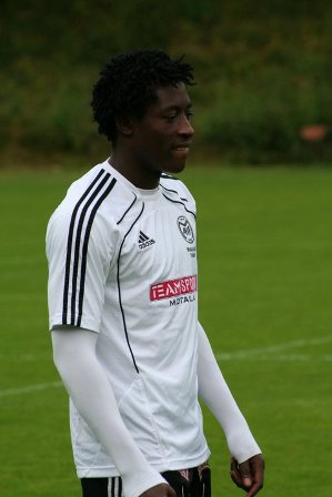 Official : Mohammed Abdulrahman Pens Short Term Deal With Motala AIF