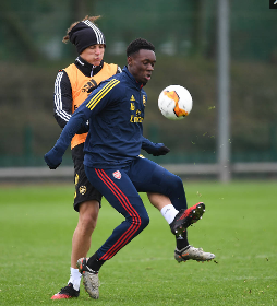 (Pictured) Teenage Nigerian Striker Trains With Arsenal First Team Ahead Of Trip To Olympiakos