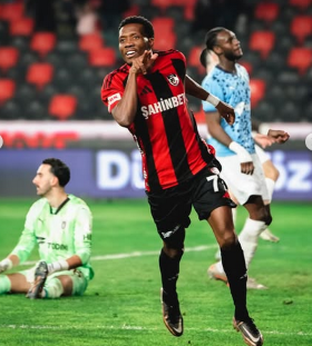 Nigerian exports: Okereke lighting up the Super Lig; Akpom and Strasbourg's Emegha back in business