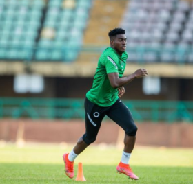 Ex-Liverpool striker Awoniyi considers himself equal to Super Eagles duo Iheanacho, Uzoho