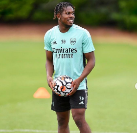 Photo : Nigerian-born midfielder gets new Arsenal shirt number ahead of 2021-2022 season 