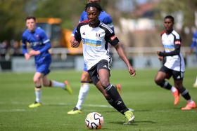 Fulham offer new deal to left-footed Nigerian midfielder