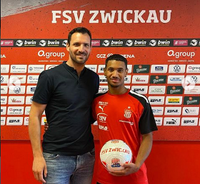 Official : Former Bayern Munich youth team winger of Nigerian descent joins FSV Zwickau
