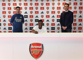 Official : Arsenal confirm highly-rated striker Balogun has signed new long-term contract 