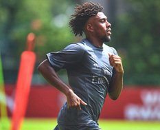 Has Unai Emery Banned Arsenal Players From Drinking Juice? Iwobi Clears The Air