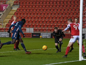 Defender Ogungbo scores game-winning goal for Arsenal against Chelsea U18s; Azeez involved 