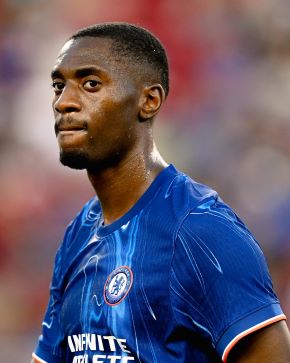 'Can do that job well' – Chelsea boss admits Tosin the only CB that can fill Colwill's role