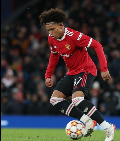 Ten Hag promotes Shoretire to Manchester United first team training pre-Brentford 