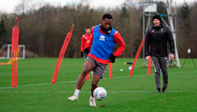 Confirmed : Fulham's Edun Joins Lincoln City On A Permanent Deal