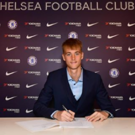 Highly-Rated Goalkeeper Signs New Contract With Chelsea 