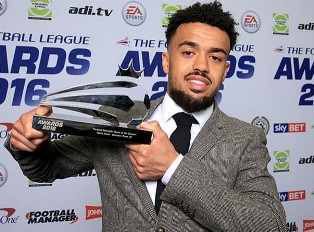 Nicky Ajose Voted Top Player At Swindon Town,Named Third Best In League One