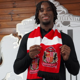 Official: Chelsea academy product Chibueze joins Sunderland after release by Leicester City