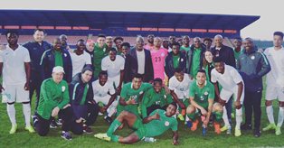 For The First Time, Iwobi Returns To Arsenal Training Without Stress After Super Eagles Duty