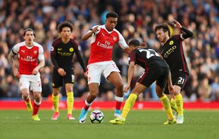 Arsenal Starlet Alex Iwobi Pleads : I Want To Play Against Man Utd