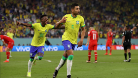 Pinnick watches Brazil beat Switzerland in company of Brazilian football royalty Ronaldo, Carlos