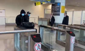Photo : Chelsea's Victor Moses Lands In Moscow To Continue His Career With Spartak