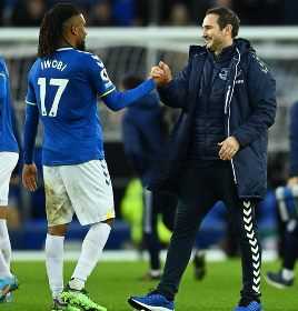 'Get Iwobi on for Townsend' - Everton fans react to Lampard leaving Nigerian on bench FA Cup