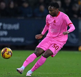 'An outstanding talent' - Pundit urges clubs to seriously look at Barnsley midfielder Nwakali