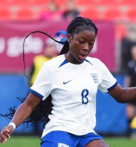 U17 EURO: Arsenal midfielder Junaid emulates former Young Lionesses forward Ashleigh Plumptre