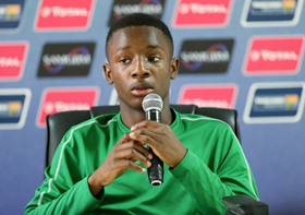 Arsenal winger beats 2019 Golden Eaglets invitee Akande to win Premier League award