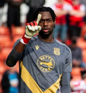 'Good enough' - Former Wrexham midfielder reckons NFF target Okonkwo is Championship quality