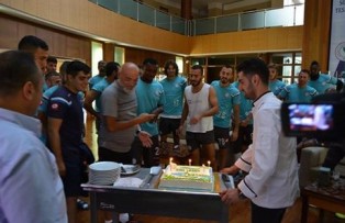 Godfrey Oboaboana Thanks Rizespor For Surprise Birthday Cake