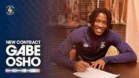 Official : Versatile Anglo-Nigerian defender signs new contract at Luton Town