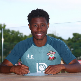 Southampton Sweat Over Fitness Of Versatile Playmaker Tella Pre-Manchester United 