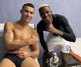 Italian Pundit Criticises Osimhen For Taking Pictures With Juventus Stars Ronaldo, Buffon