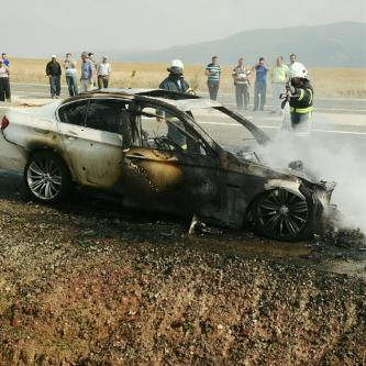Akeem Agbetu's Car Catches Fire On Expressway