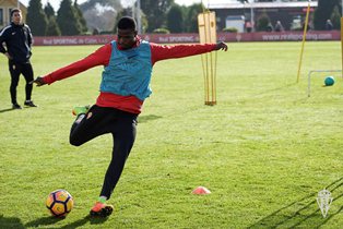 Nigeria International Defender Makes La Liga Debut Against Barcelona