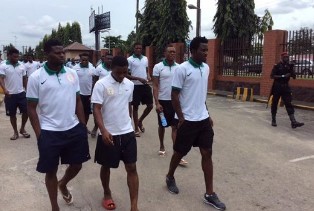 Prince Aggreh, Usman Mohammed & Gbolahan Salami Benched As Oliseh Names Starting XI