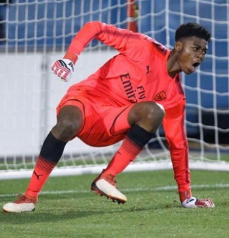 Teenage Nigerian GK Drafted Into Arsenal's First Team Training Ahead Of UEL Clash Vs Rennes 
