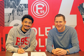 Photo Confirmation : Iyoha Signs New Contract With German Club Fortuna Dusseldorf