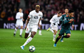 Arsenal And Manchester United Legends Watch Osimhen In Champions League Clash Vs Ajax 