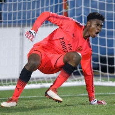 Arsenal Sign New Goalkeeper On Loan To Provide Competition For Arthur Okonkwo 
