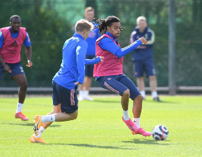 Four youngsters of Nigerian descent train with Arsenal first team before Chelsea clash