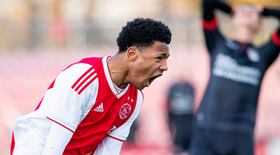 Manchester United On Brink Of Deal For Ajax Nigerian Wonderkid 