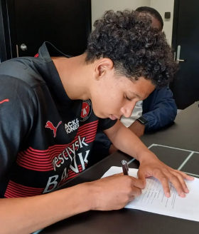 Confirmed: Danish-Nigerian forward signs new five-year deal with FC Midtjylland