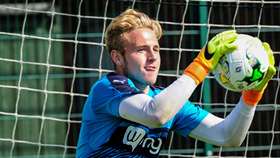 goalkeeper united manchester woolston signing confirm official paul latest confirmed less joins spartans loan