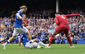 Iwobi shines in Everton's entertaining goalless draw against Liverpool